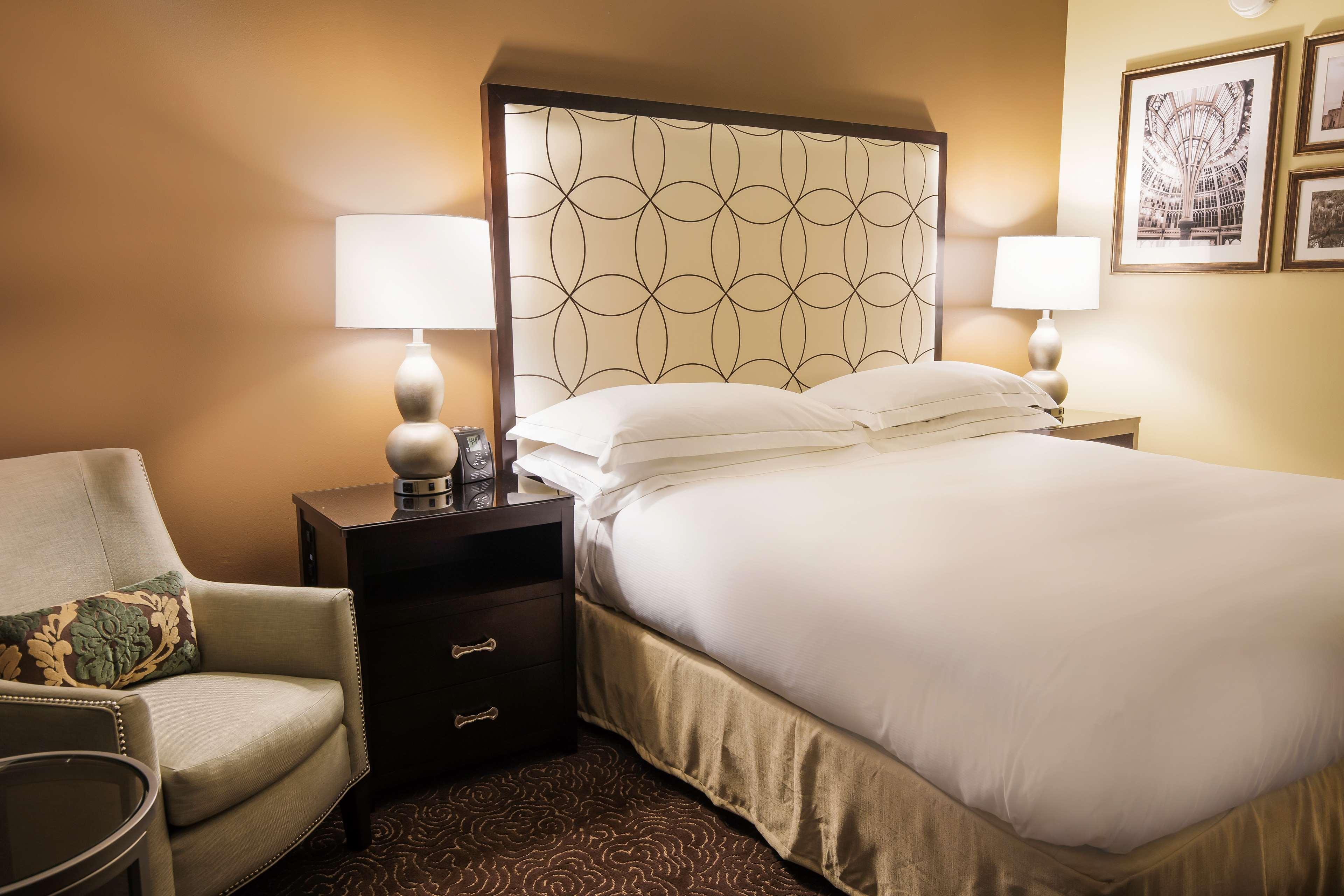 Hilton Baton Rouge Capitol Center Hotel Buitenkant foto